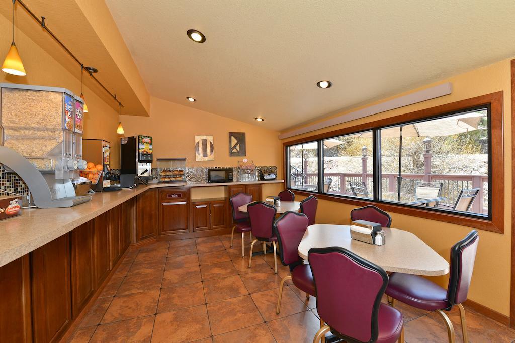 Super 8 By Wyndham Deadwood Black Hills Area Restaurant foto